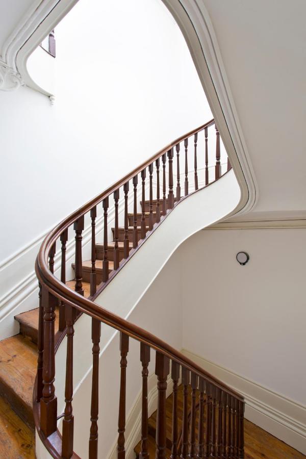 Fine Art Apartments City Center Porto Luaran gambar