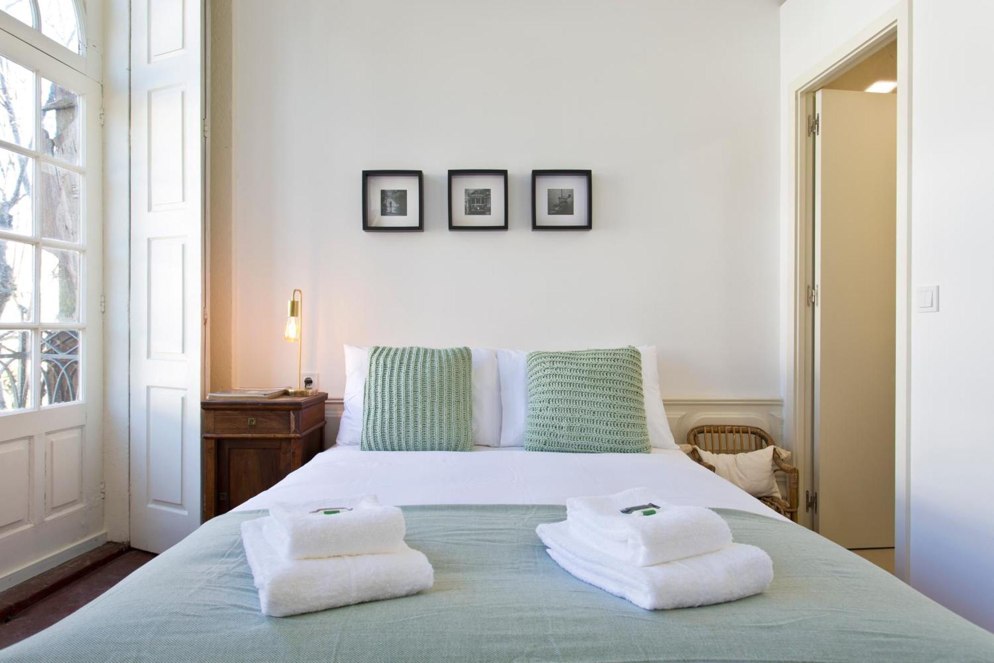 Fine Art Apartments City Center Porto Bilik gambar
