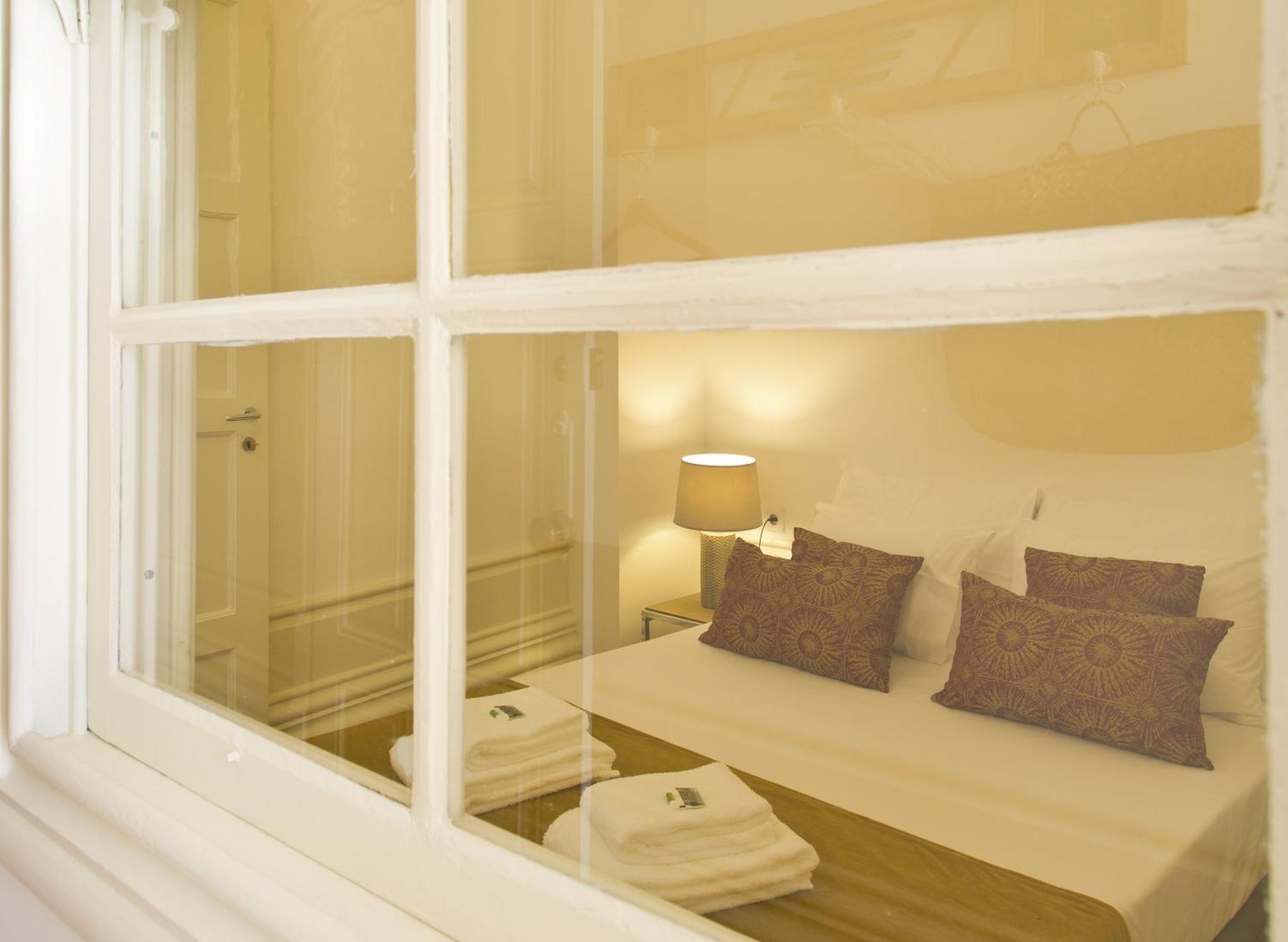 Fine Art Apartments City Center Porto Bilik gambar